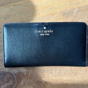 Kate Spade Black Textured Wallet